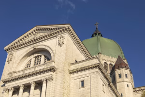 Vue extérieure de l’Oratoire Saint-Joseph du Mont-Royal à Montréal