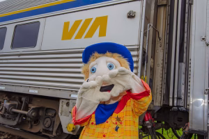 Photographie de rodéo prise lors du Festival Western de St-Tite 2012, montrant l’intensité de la compétition et l’ambiance emblématique du festival.