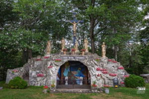 Visite guidée de l'église avec le prêtre de la paroisse