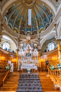 Visite guidée de l'église avec le prêtre de la paroisse