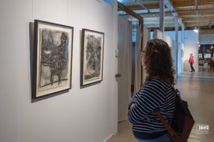 Vue d'ensemble de l'exposition Jean-Paul Riopelle à la Factrie 701 à Shawinigan